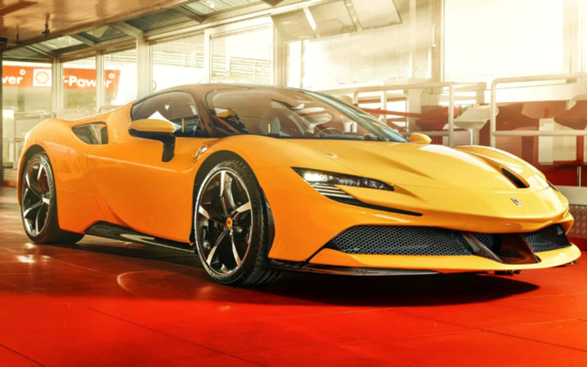 Ferrari SF90 Stradale Plug-In