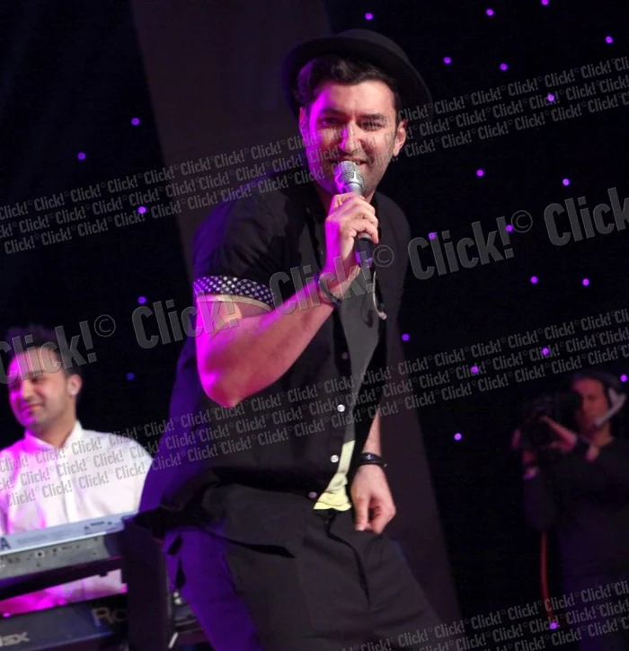 Smiley şi muşchii lui la Premiile Muzicale Radio România. (Foto: Sever Gheorghe)