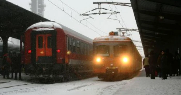 Trenurile care au circulat au avut întârzieri şi de peste 250 de minute