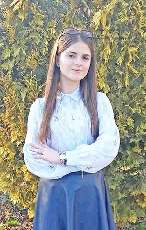 Alexandra Măceşanu
