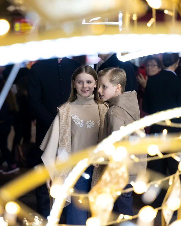 Albert, Charlene și gemenii au aprins luminile de Crăciun, Foto Palatul Prințului 2 jpg