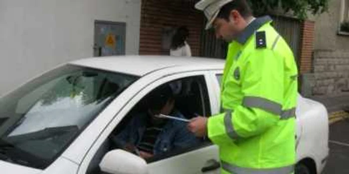 Poliţiştii au făcut razii în tot judeţul. FOTOArhivă.