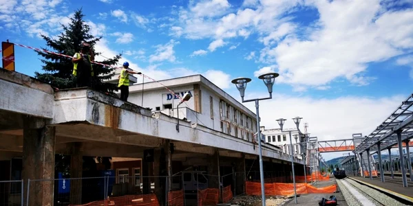 gara devei in santier foto daniel guta adevarul