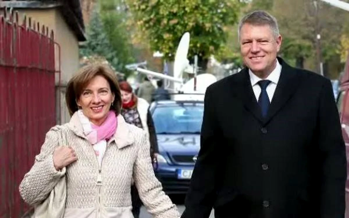 Carmen Iohannis, alături de preşedintele României, Klaus Iohannis