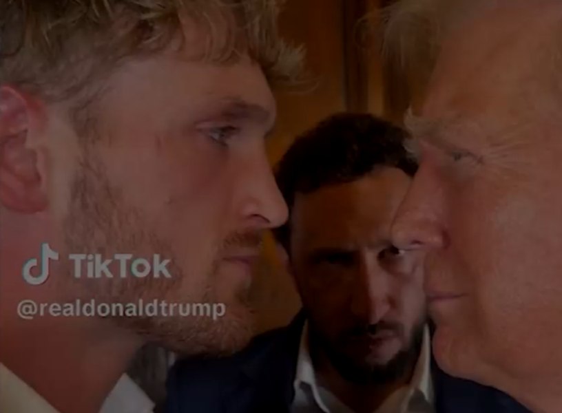 Clipurile lui Donald Trump, virale pe TikTok, după ce și-a făcut cont pe platforma pe care a vrut să o interzică VIDEO