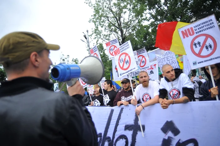 
    Participanţii se vor aduna în Piaţa Victoriei, de unde vor mărşălui pe străzile Capitalei  