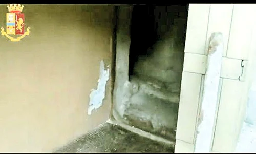 În acest perete  s au găsit  milioane de euro jpeg