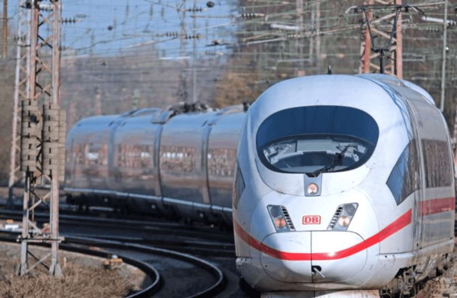 Scandal între români, într-un tren din Germania. Acte de canibalism din partea unuia dintre bărbați
