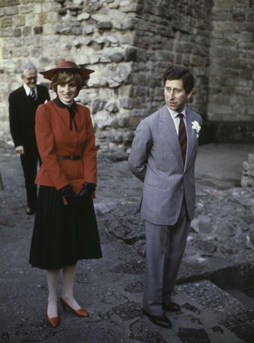 Lady Di şi Prinţul Charles