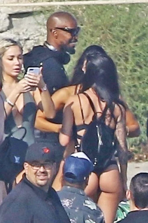 Jamie Foxx (50 de ani) - un magnet pentru femei când are în buzunare 100 milioane $