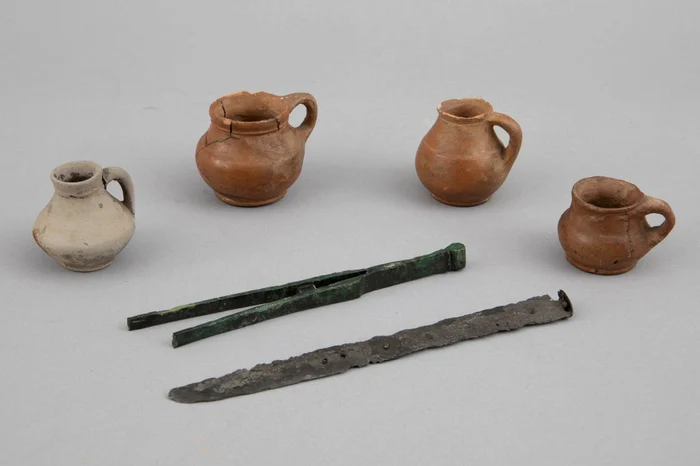 Trusa medicală descoperită la Sarmizegetusa Regia (© Muzeul Național de Istorie a României)