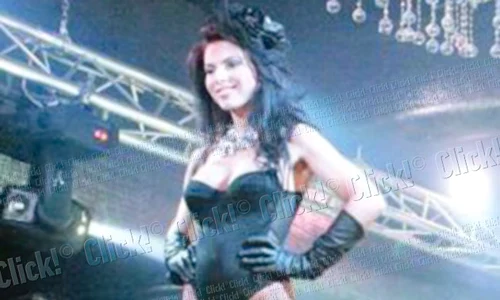 Ramona Lăzuran vrea şi ea să  defileze la o lună  de la naştere jpeg
