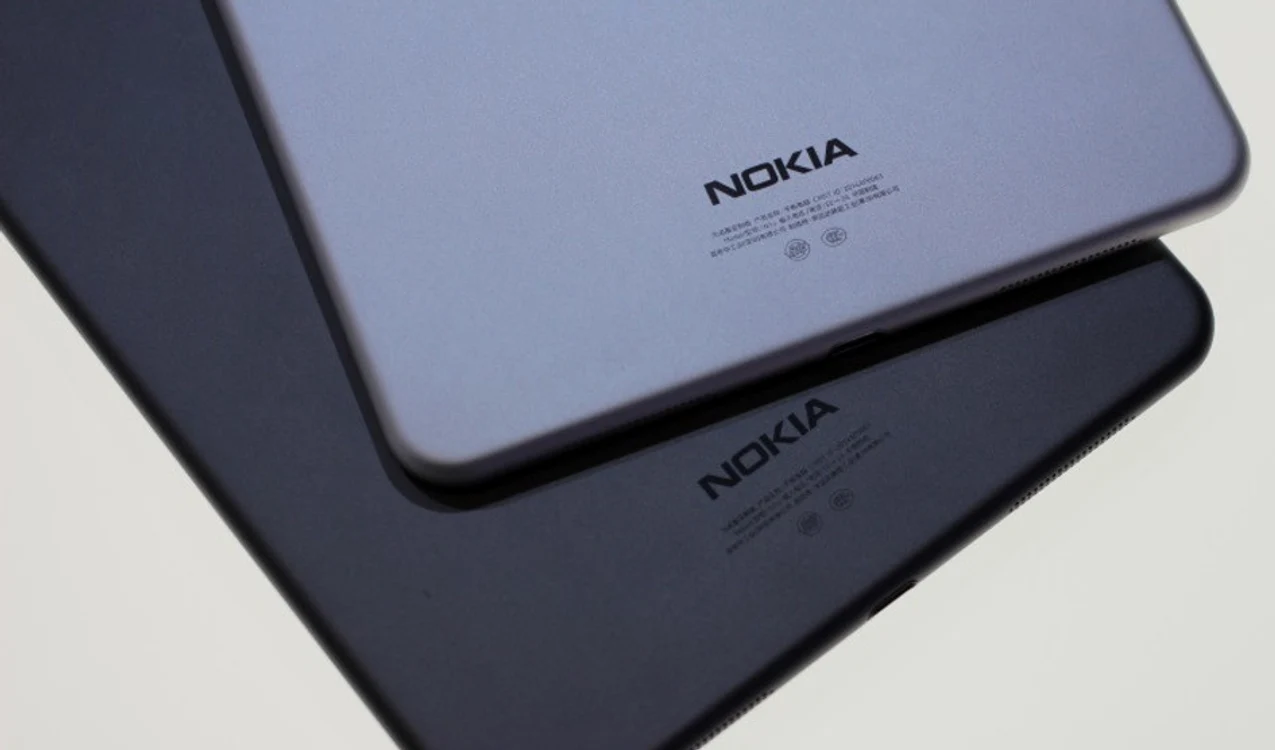 
    Nokia 8  