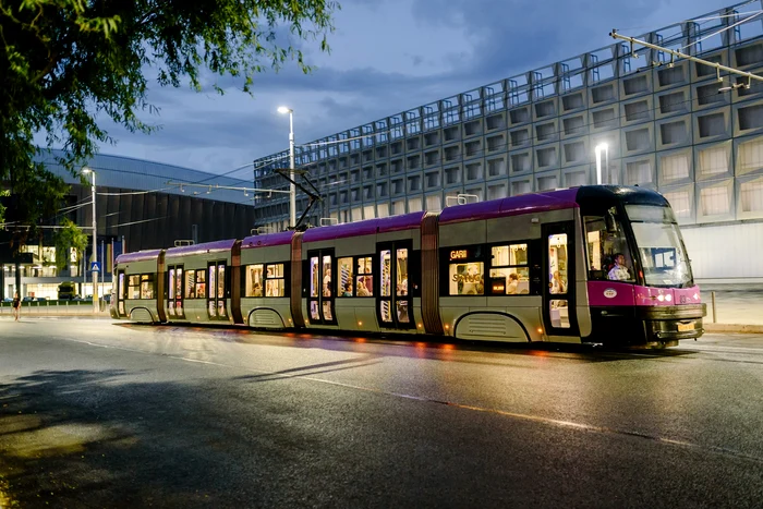 Tramvaiele de pe liniile 101 și 102 din Cluj vor circula după program special luni seara. FOTO: CTP 