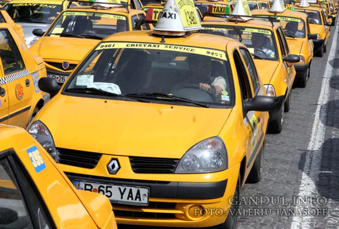 
    Guvernanții vor să modifice legea privind transportul în regim de taxi  