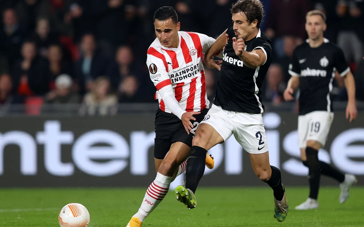 Anwar El Ghazi (stânga) a apucat să joace abia 51 de minute pentru FSV Mainz (FOTO: Getty Images)