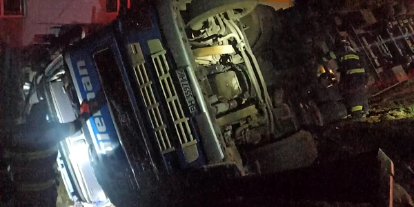 accident TIR Huși Foto ISU Vaslui