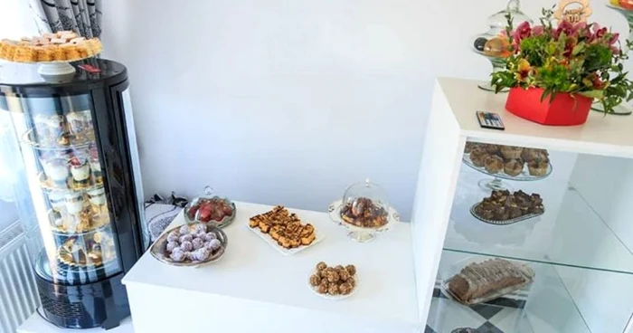 sorina pop a ouvert son laboratoire de confiserie