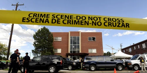 Atac armat la un cinematograf din apropiere de Denver