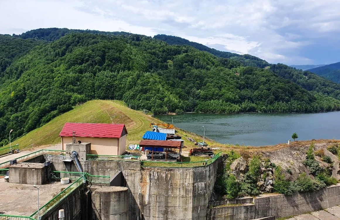 Barajul Siriu este al doilea baraj de anrocamente ca mărime din ţară. SURSA shtiu.ro