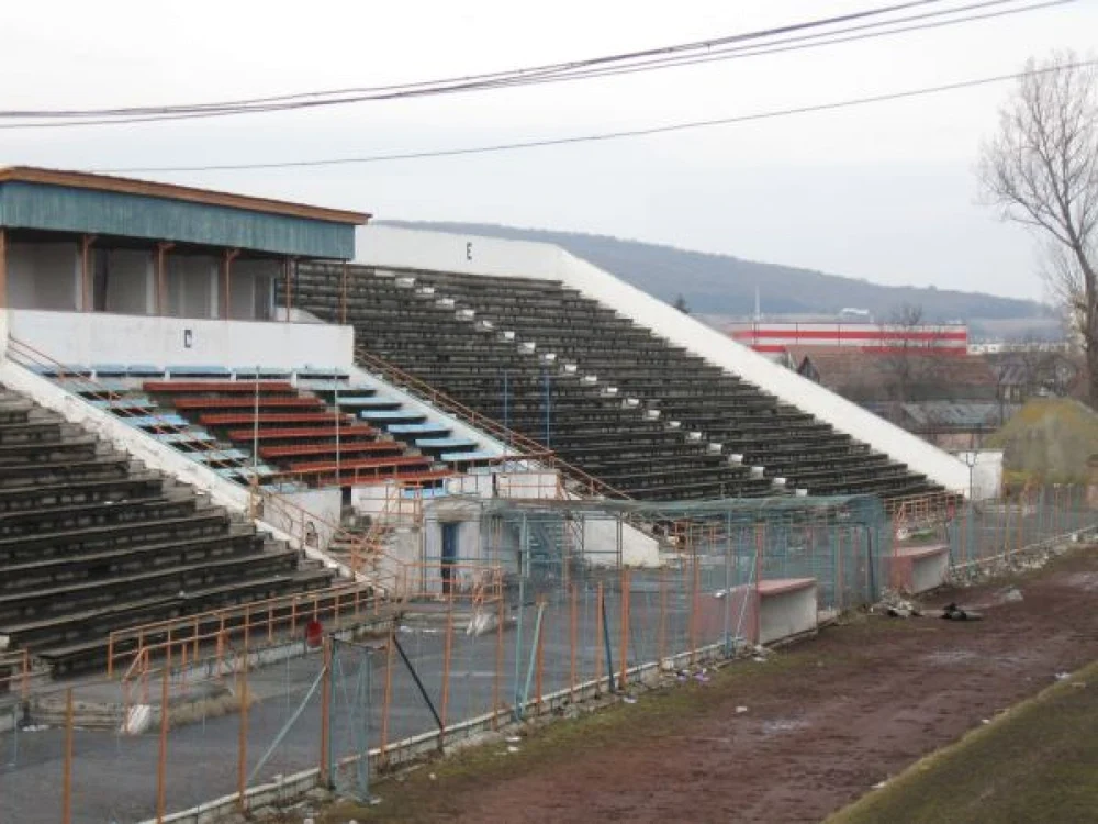 Tribuna stadionului Municipal a fost afectată de un nou incendiu