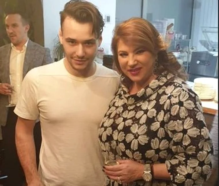 Patrick Borcea, alături de mama lui, Mihaelafoto: arhivă personală