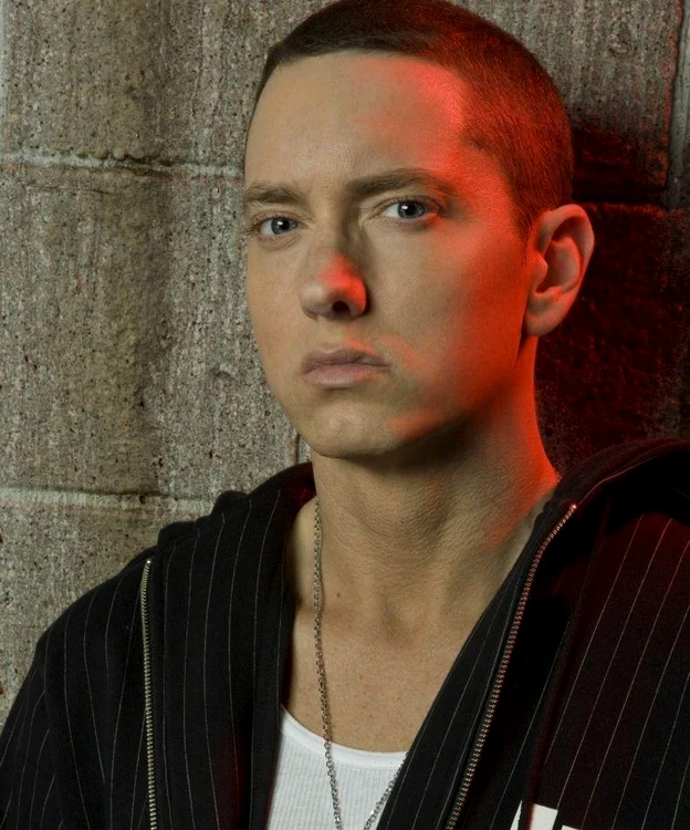 
    Eminem, record mondial  