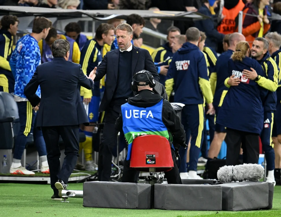 Graham Potter a spus că România a jucat mai bine cu Polonia până la eliminarea lui Drăgușin