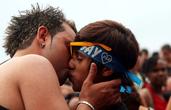 
    Petrecăreţii s-au înfierbântat (Foto Reuters/AFP)  