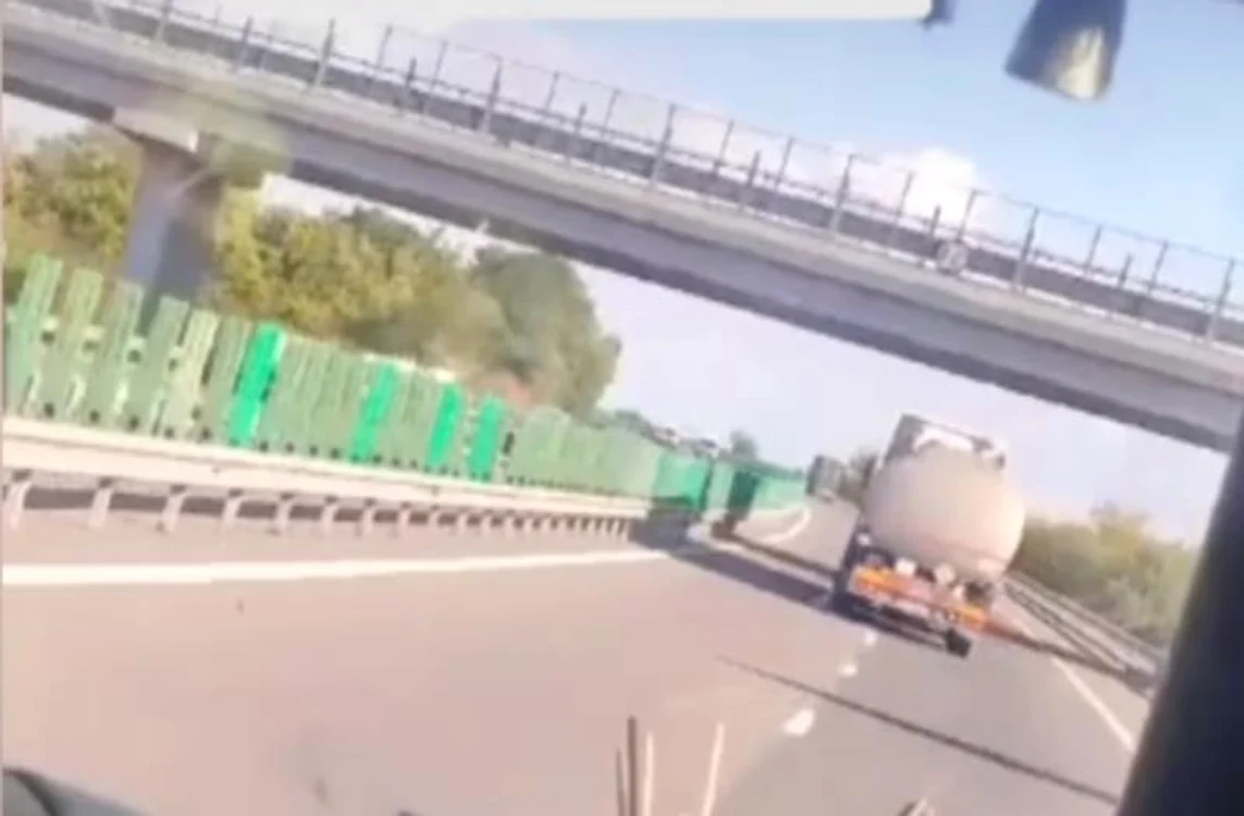 Un șofer din Ucraina conducea beat o cisterna pe A2