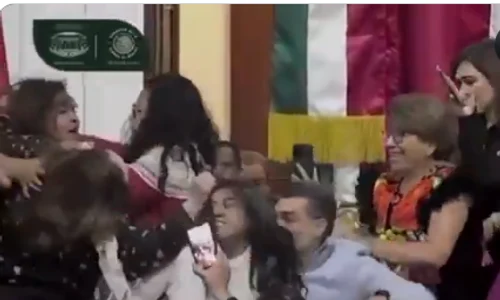 bataie in congresul Ciudad de Mexico captură X png