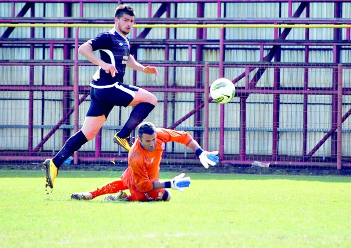 
    Meciurile disputate  de FC Snagov  au atras cel mai  mult atenţia  