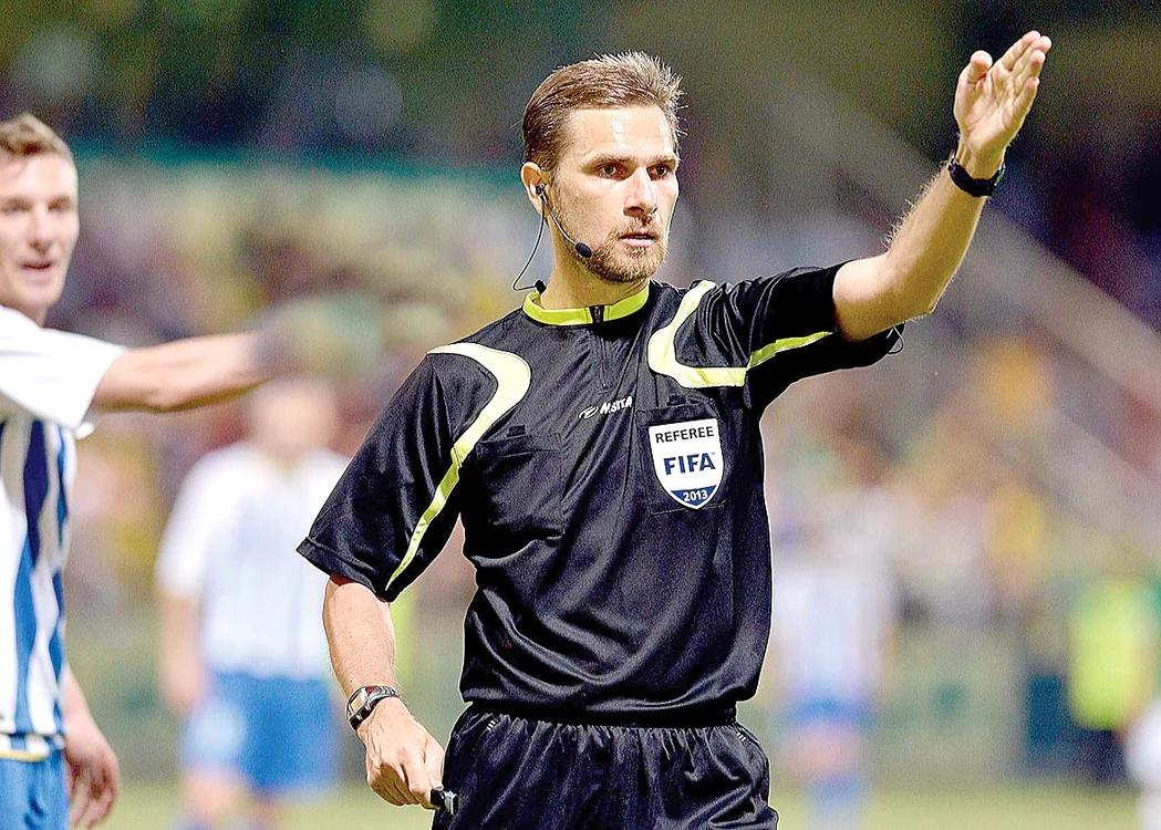 
    Alexandru Tudor  este cunoscut pentru  stilul său pro-Steaua  de arbitrajFoto: Răzvan Păsărică  