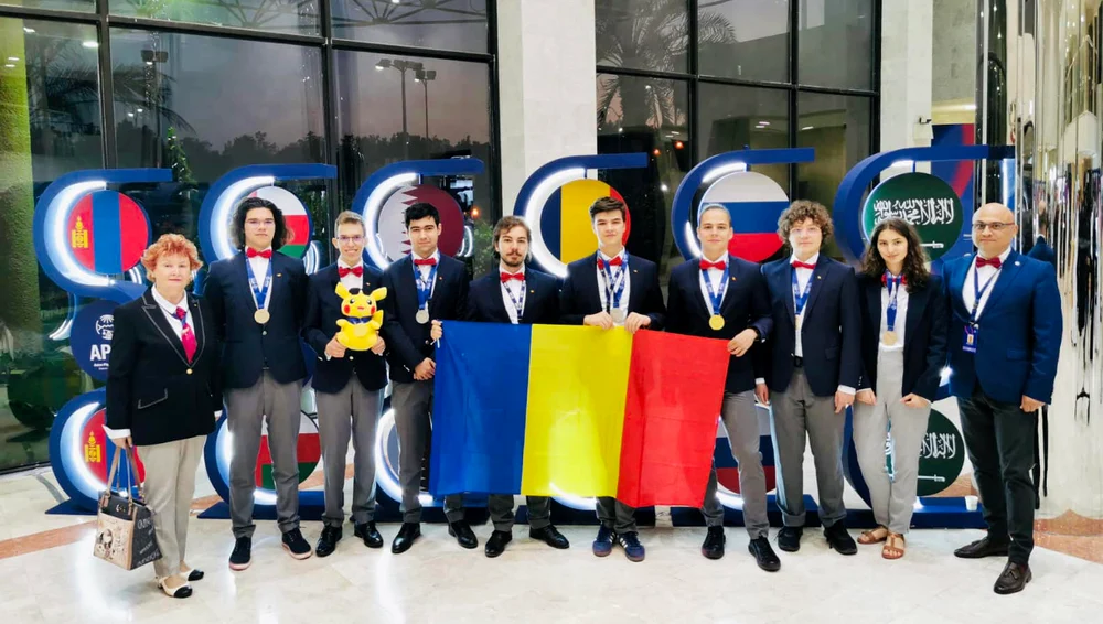Olimpii la fizică s-au întors acasă cu șapte medalii FOTO: Ministerul Educației