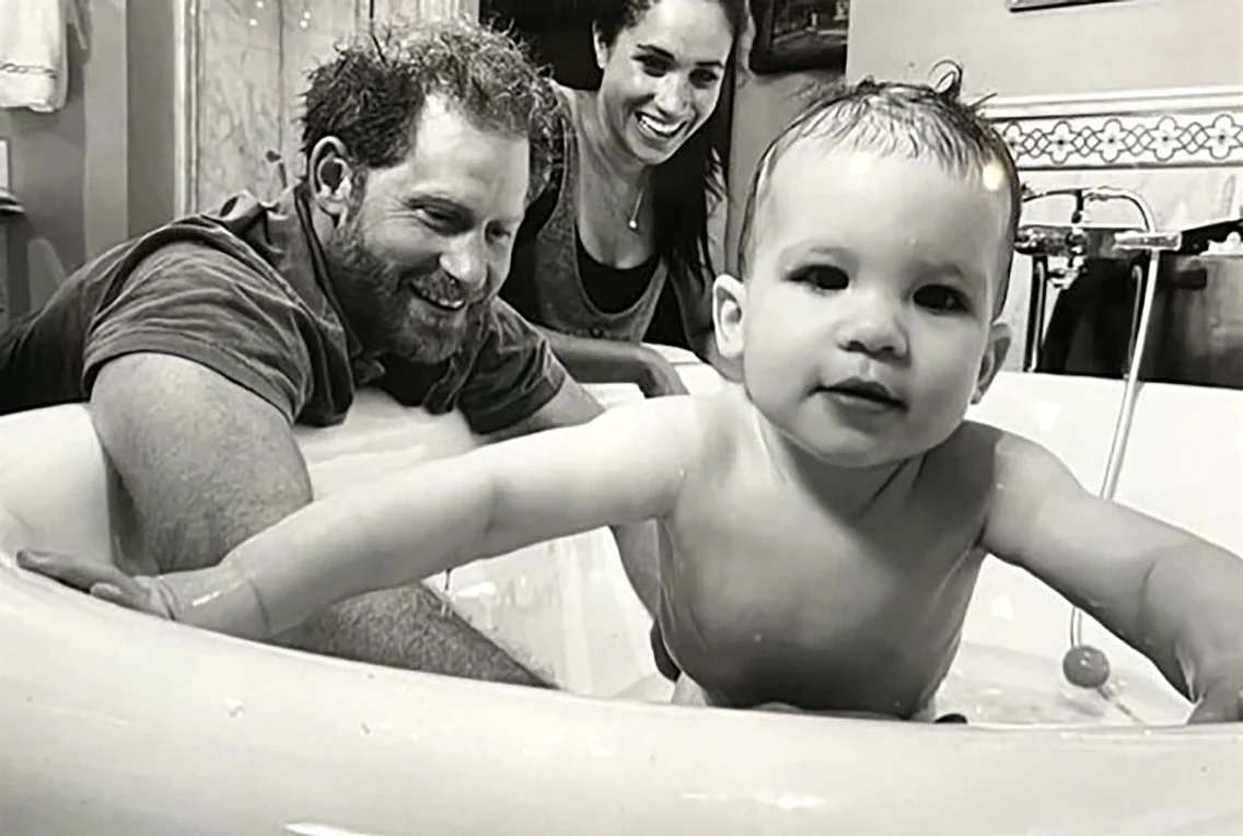 Archie, Harry și Meghan