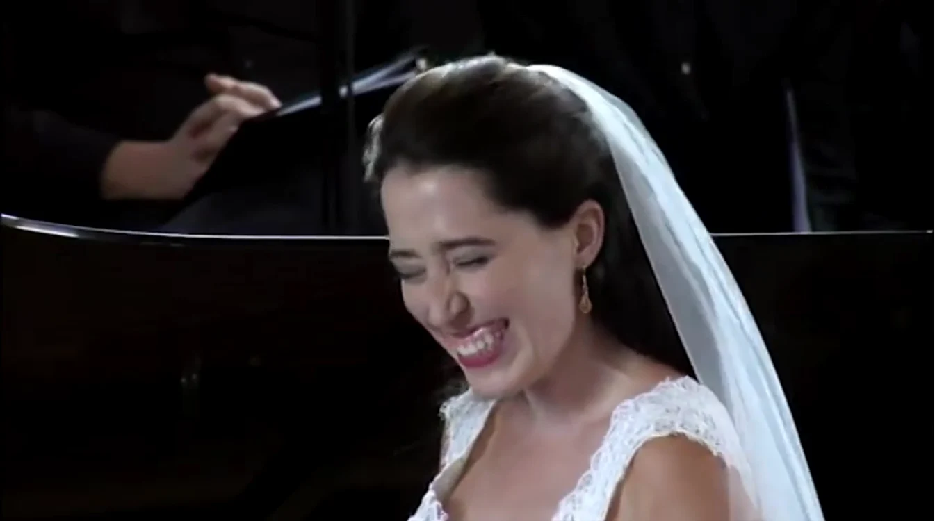 Mireasa a avut parte de cea mai frummoasă surpriză din viața eiFoto Youtube