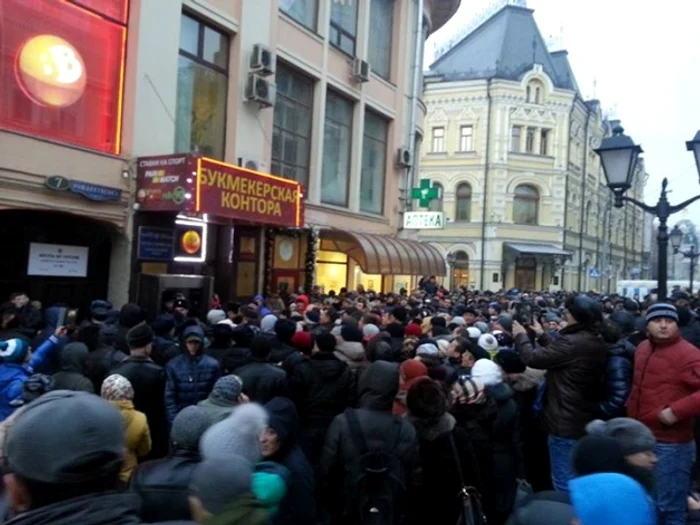 O singură secţie de vot este deschisă în capitala Rusiei