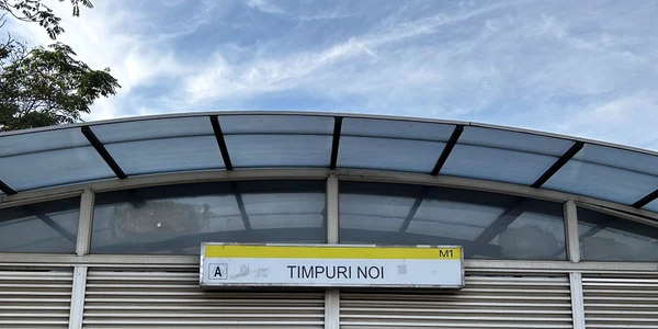 Statie metrou Timpuri Noi Facebook Alina Pop jpg