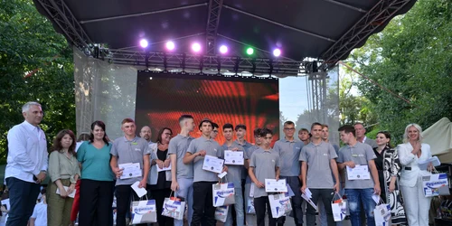 elevii din programul de invatamant dual jpg