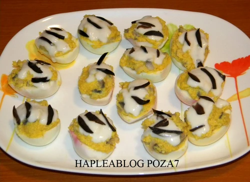 oua umplute cu ciuperci 7 jpeg