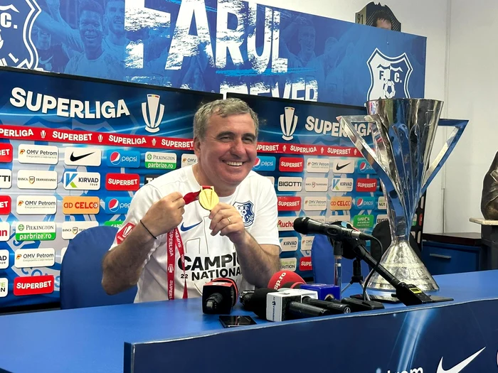 Gheorghe Hagi, campion cu Farul Constanța