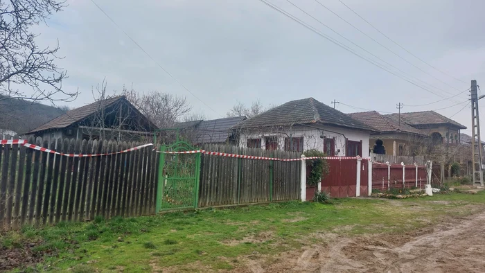 Case izolate, fără curent electric