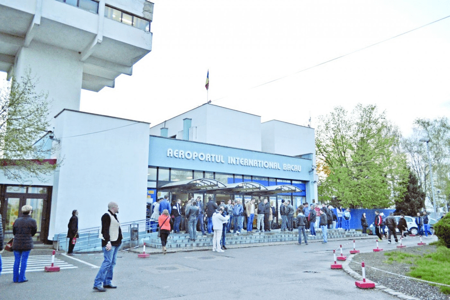 Aeroportul din Bacău devine societate pe acțiuni. Directorul a demisionat în urma unui audit