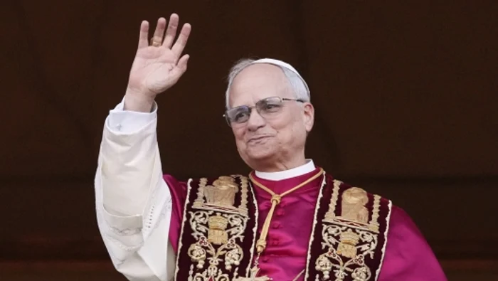 Papa Leon își începe pontificatul