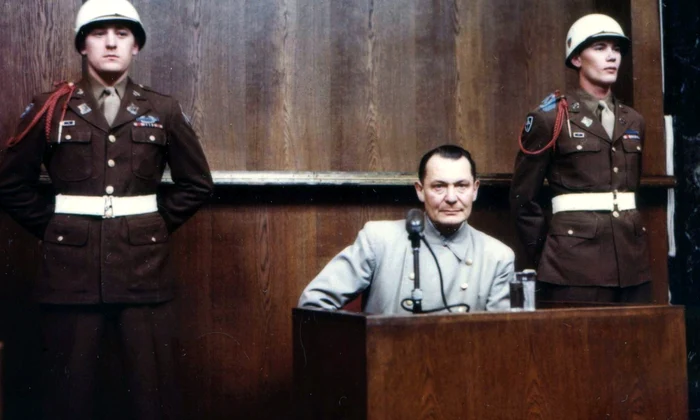 Hermann Goring, în timpul Procesului de la Nurnberg (© Raymond D'Addario / Wikimedia Commons) 