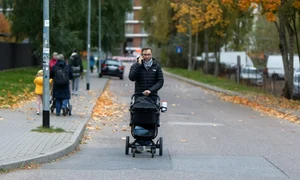 surprising media man 7268061 jpg