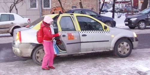 De când s-a răcit vremea, taximetriştii au de două ori mai multe comenzi