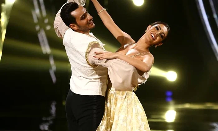 Uite cine danseaza jpeg