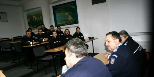 elevi stagiu de practica jandarmeria mehedinti 