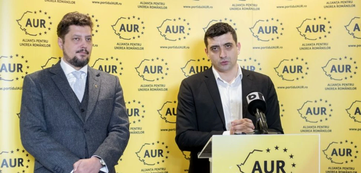 George Simion presedintele Aliantei pentru Unirea Romanilor si Claudiu Tarziu sustin o conferinta de presa FOTO Inquam Photos / Ilona Andrei